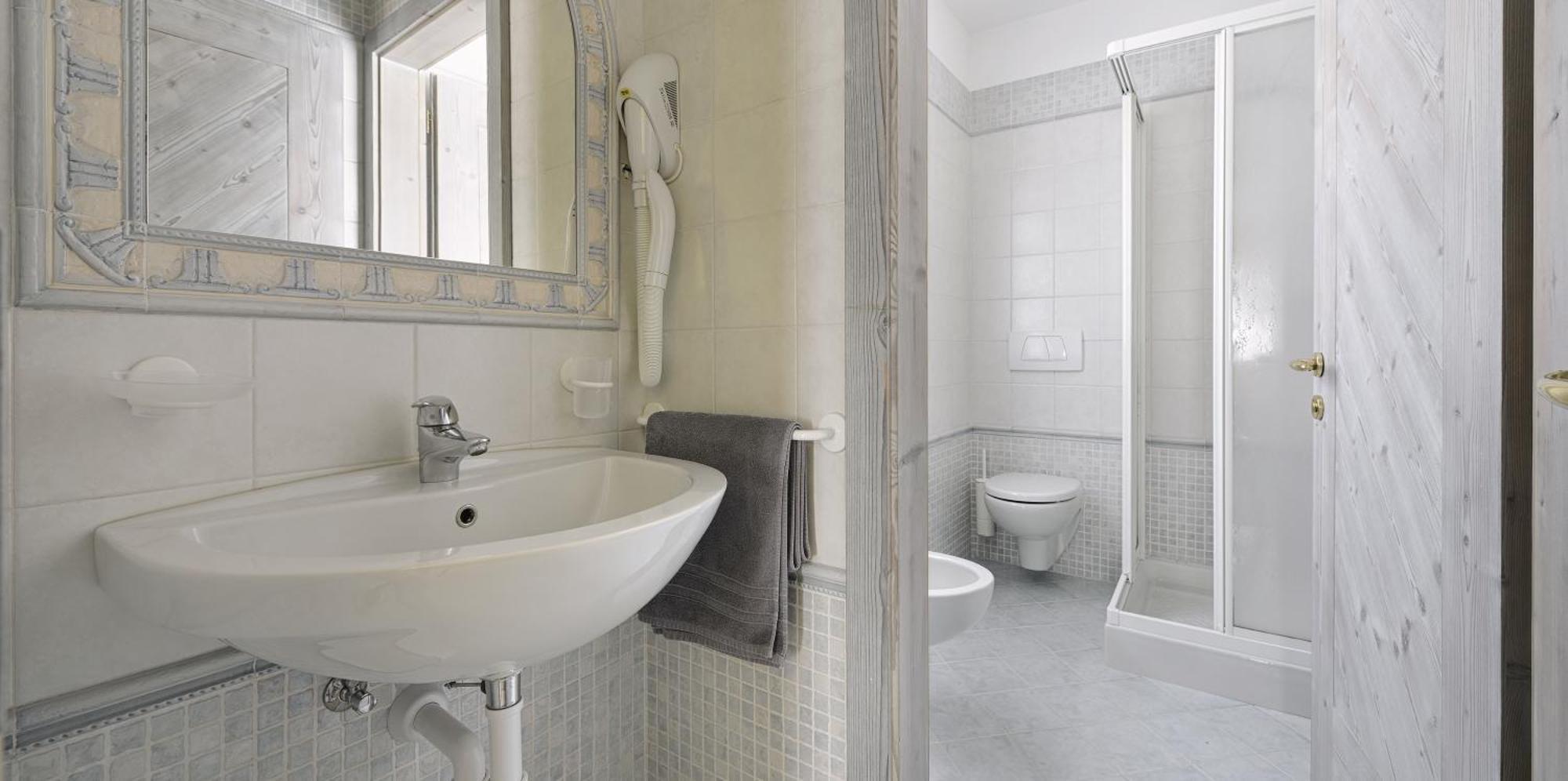 Residence Le Cascate Ливиньо Екстериор снимка
