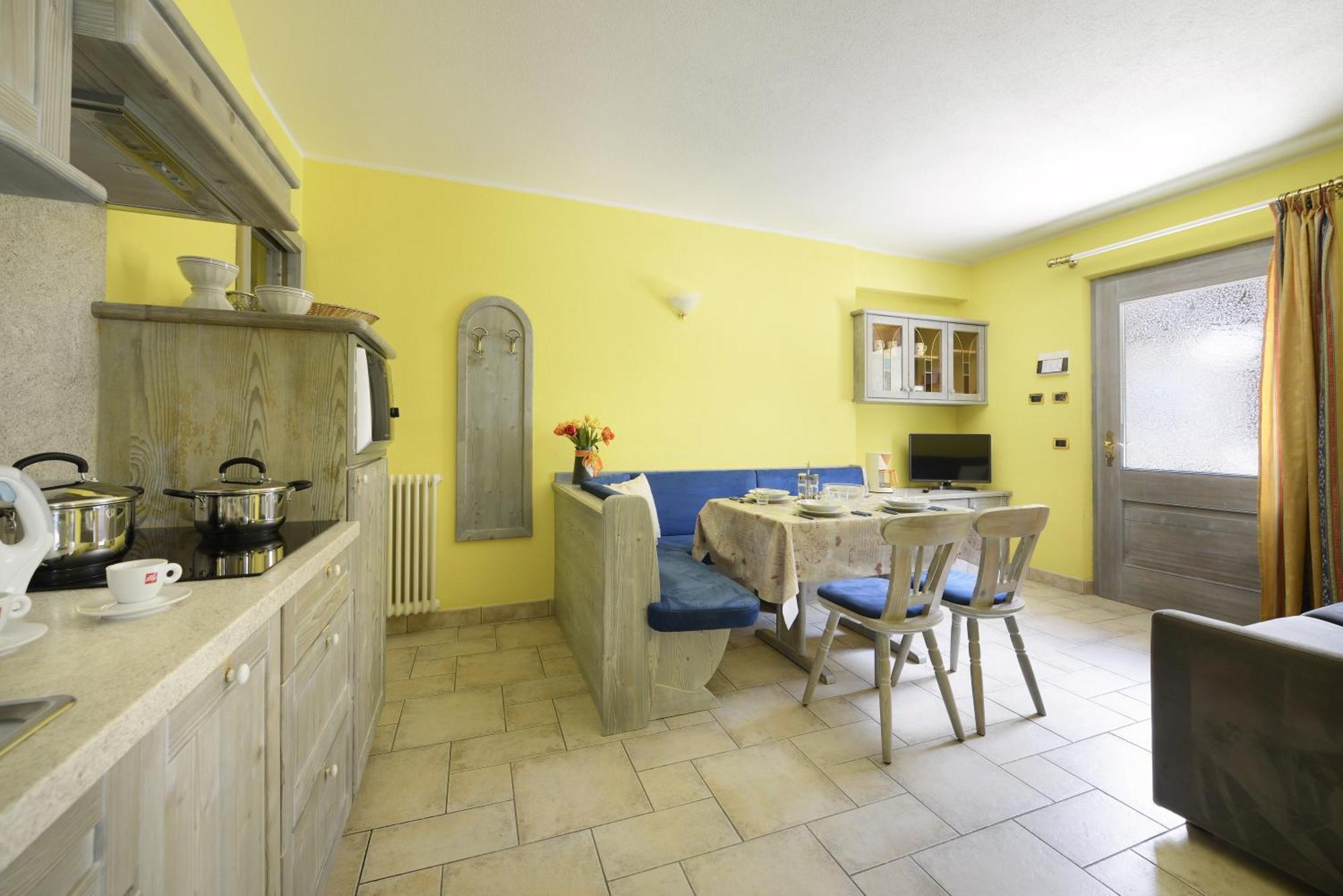 Residence Le Cascate Ливиньо Екстериор снимка