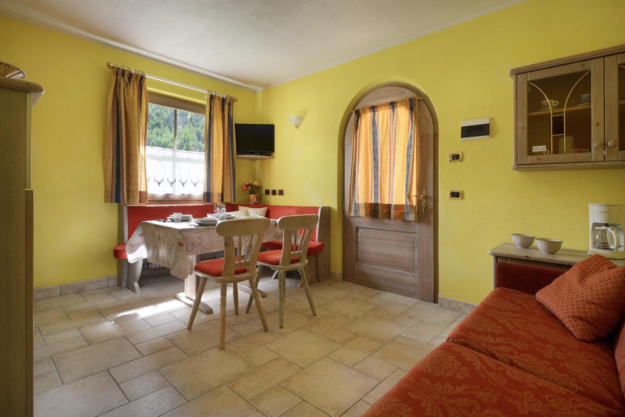 Residence Le Cascate Ливиньо Екстериор снимка