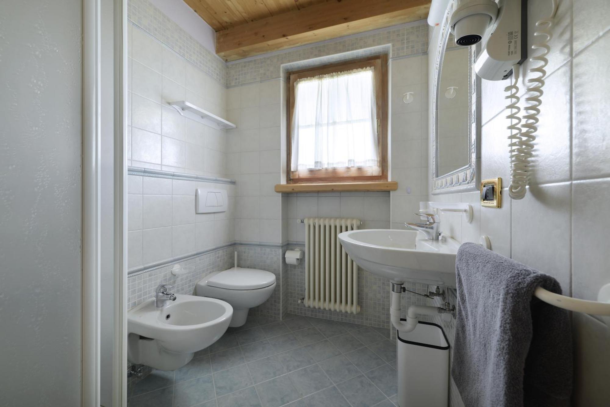 Residence Le Cascate Ливиньо Екстериор снимка
