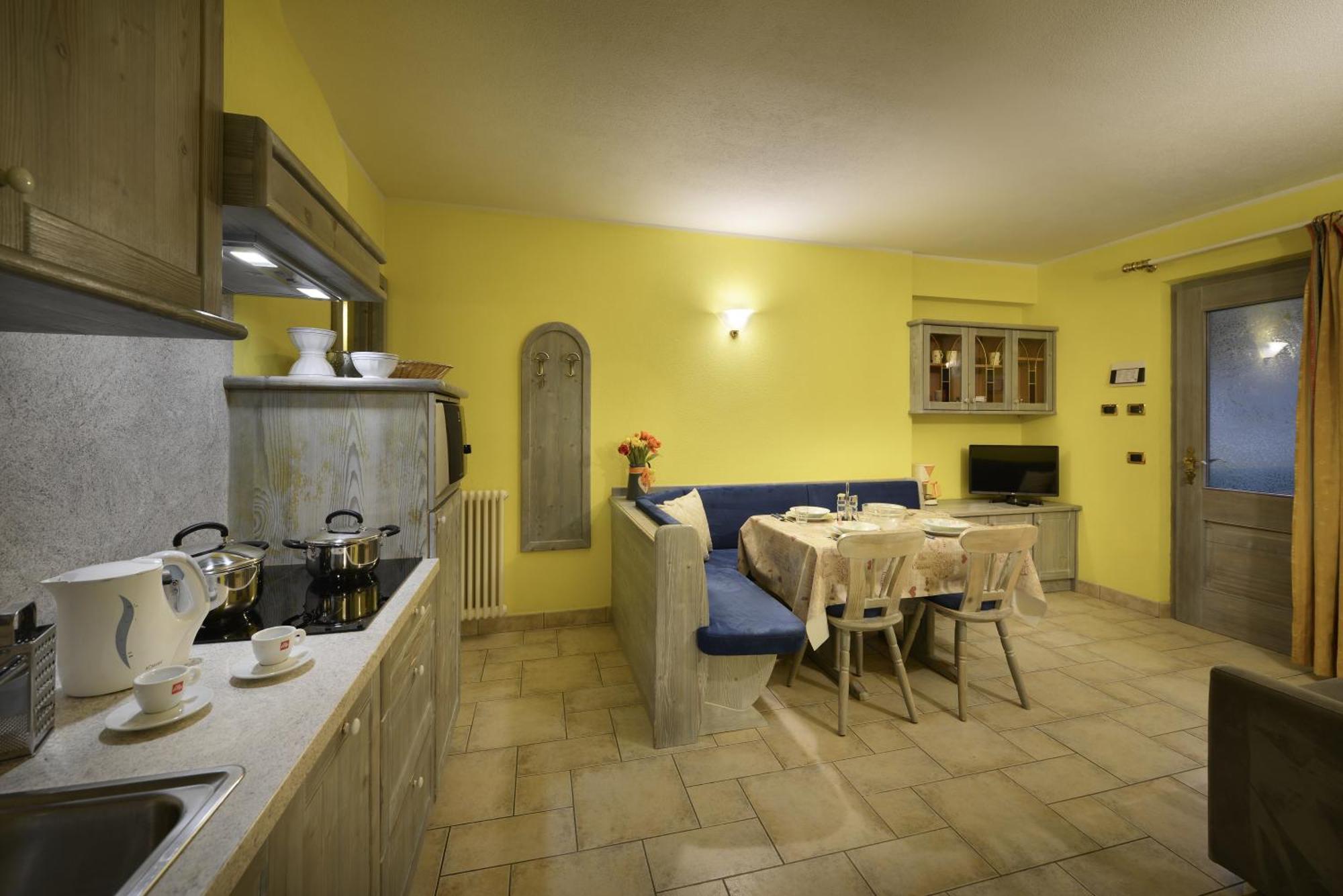 Residence Le Cascate Ливиньо Екстериор снимка
